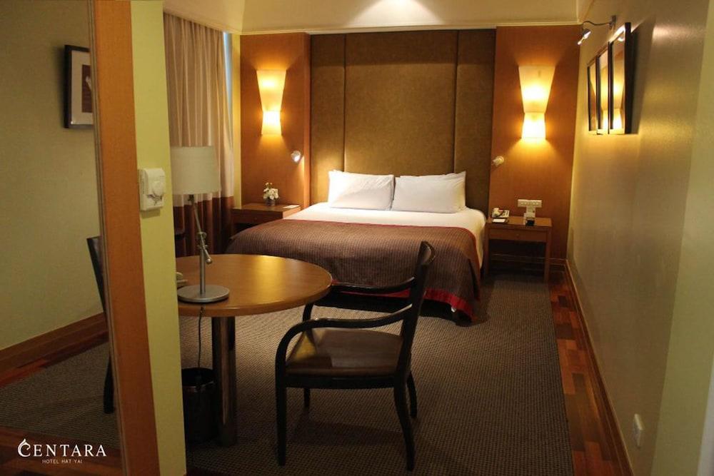 Centara Hotel Хатъяй Экстерьер фото