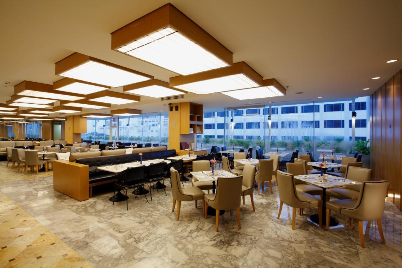 Centara Hotel Хатъяй Экстерьер фото